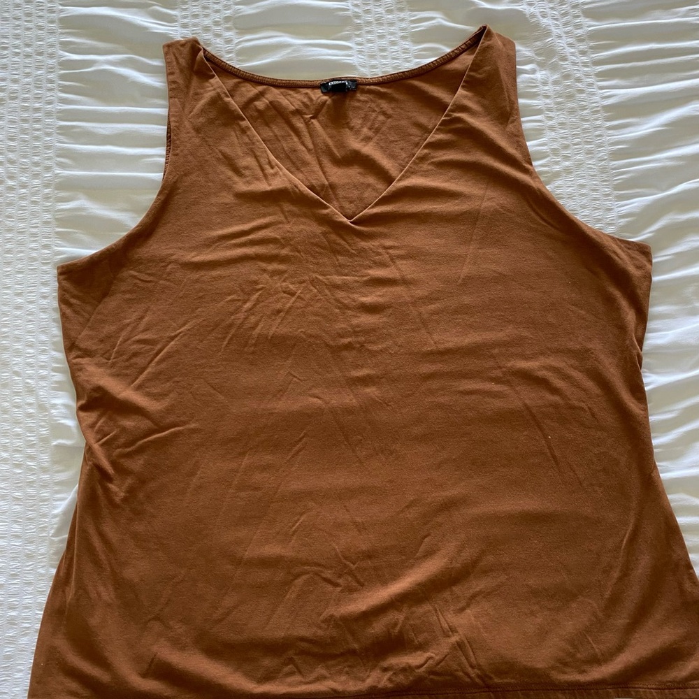 Express Brown Sleeveless Tank Top with Scoop Neckline